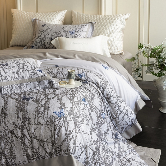 91家纺网 家纺一手货源 找家纺 黑白森林 2025新款高支天丝棉磨毛数码印花四件套 竹影-灰