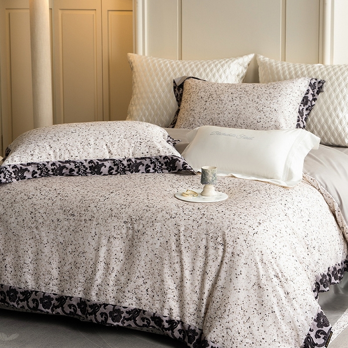 91家纺网 家纺一手货源 找家纺 黑白森林 2025新款高支天丝棉磨毛数码印花四件套 洛可可-灰