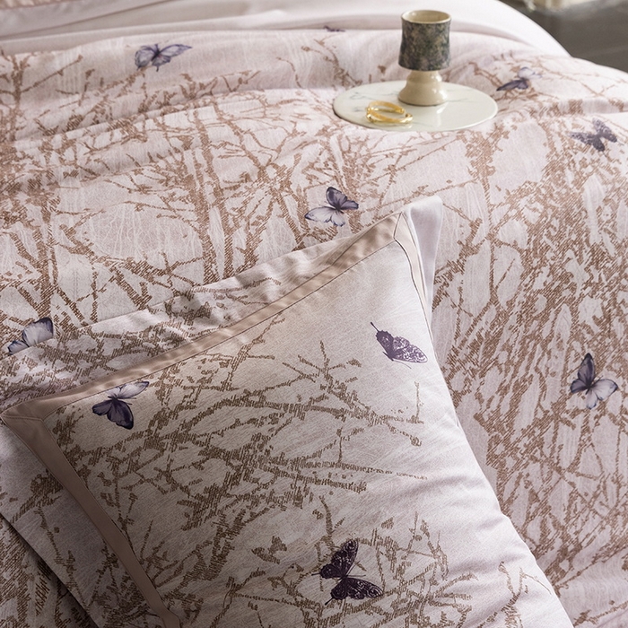 91家纺网 家纺一手货源 找家纺 黑白森林 2025新款高支天丝棉磨毛数码印花四件套 竹影-粉