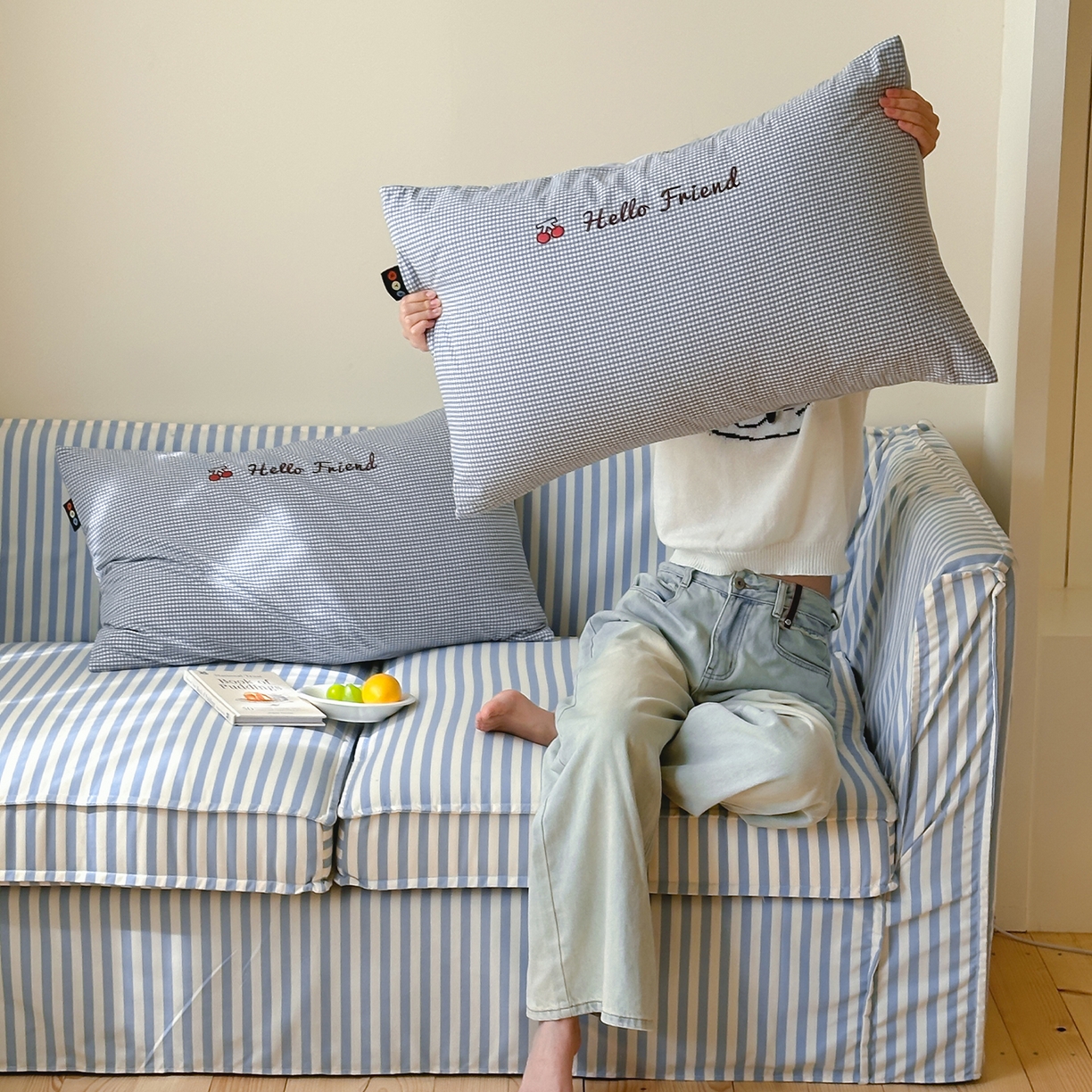 91家纺网 家纺一手货源 找家纺 RYB红黄兰 2025新款设计师原创A面全棉色织水洗棉+B面婴儿绒贴布绣四件套 蜜格萌宠蓝