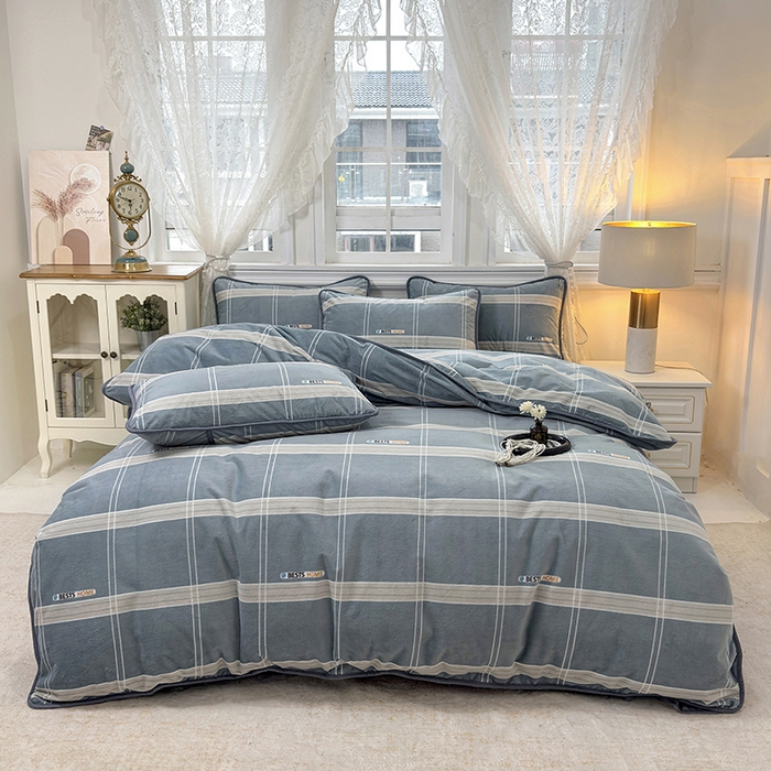 91家纺网 家纺一手货源 找家纺 茗婷家纺 2025新款牛奶绒防水被套床单枕套四件套图供跨境外贸 灰格子