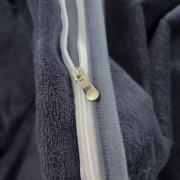 91家纺网 家纺一手货源 找家纺 茗婷家纺 2025新款牛奶绒防水被套床单枕套四件套图供跨境外贸 英伦风深灰