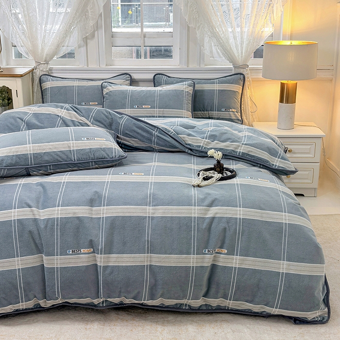 91家纺网 家纺一手货源 找家纺 茗婷家纺 2025新款牛奶绒防水被套床单枕套四件套图供跨境外贸 灰格子