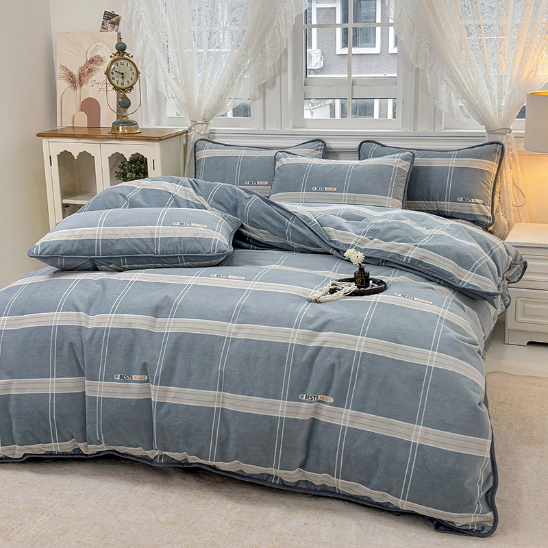 91家纺网 家纺一手货源 找家纺 茗婷家纺 2025新款牛奶绒防水被套床单枕套四件套图供跨境外贸 米奇头豆沙