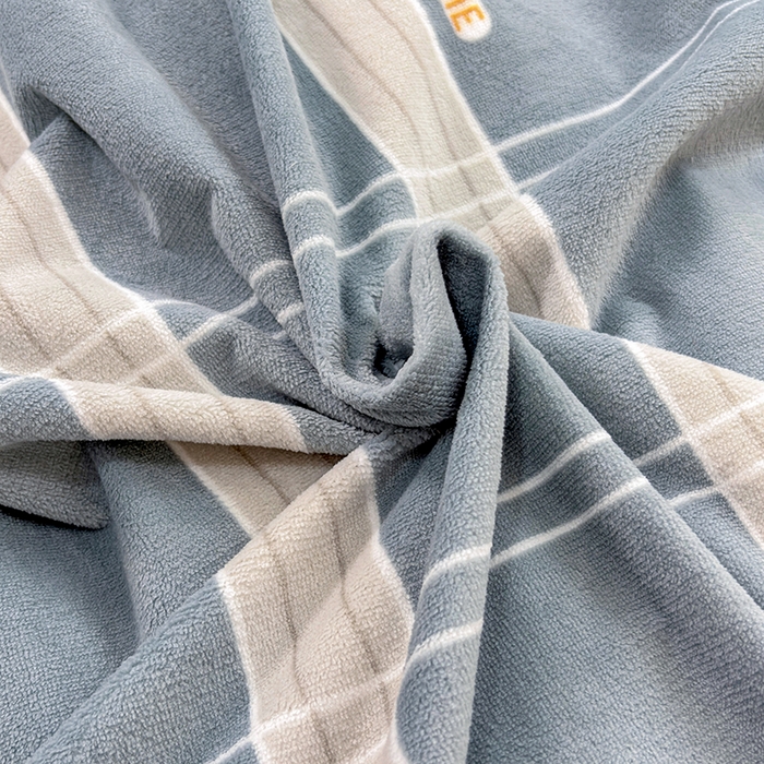 91家纺网 家纺一手货源 找家纺 茗婷家纺 2025新款牛奶绒防水被套床单枕套四件套图供跨境外贸 灰格子