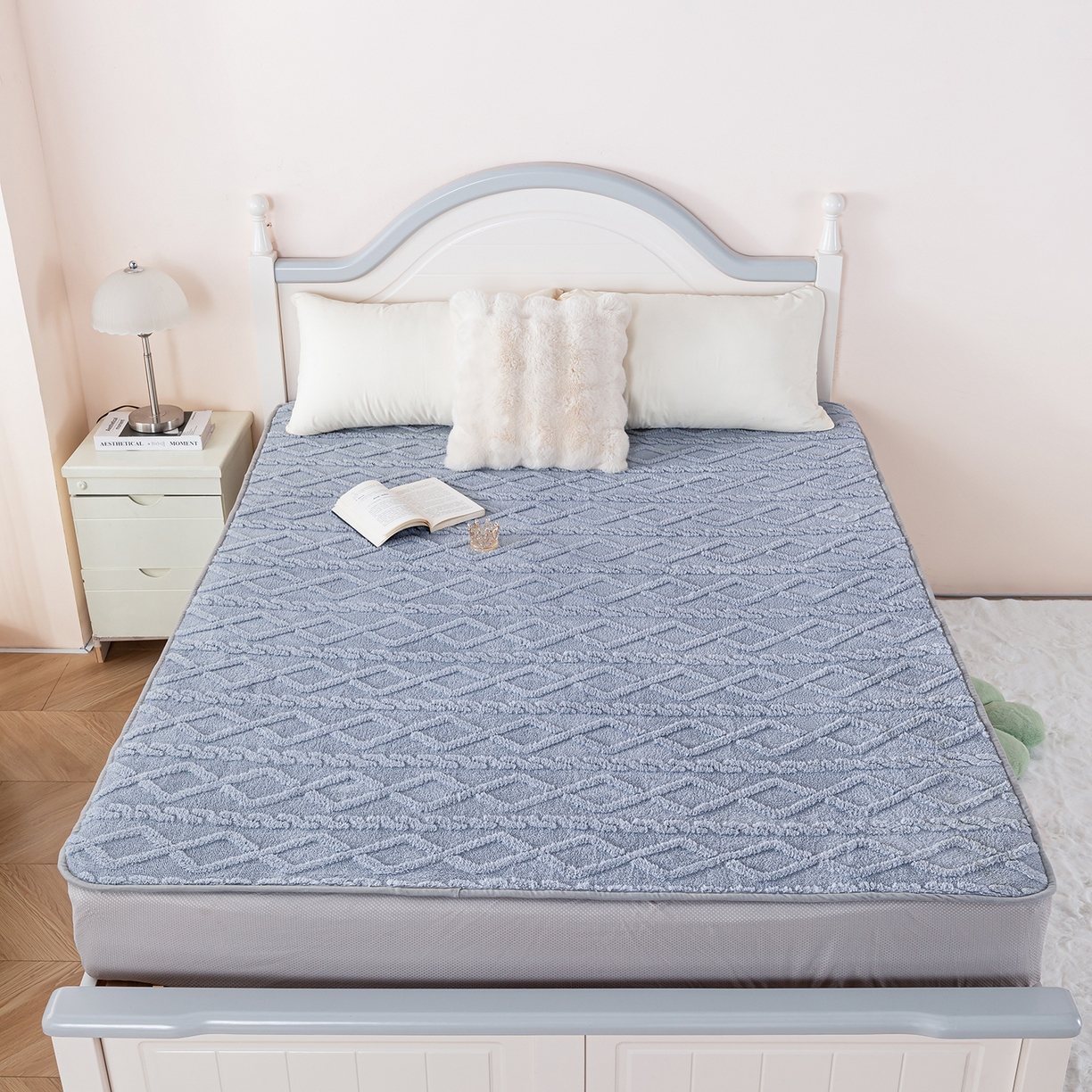 91家纺网 家纺一手货源 找家纺 芙宁娜家纺 2025新款秋冬家用塔芙绒床单加绒加厚保暖床笠床单保护罩 黛蓝灰