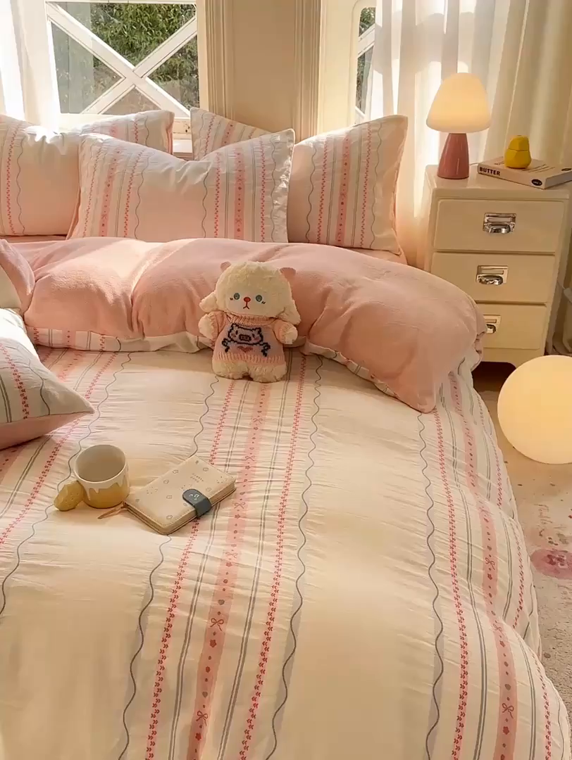 91家纺网 家纺一手货源 找家纺 （总）灰鲸 2025新款A版全棉色织提花B版牛奶绒四件套系列