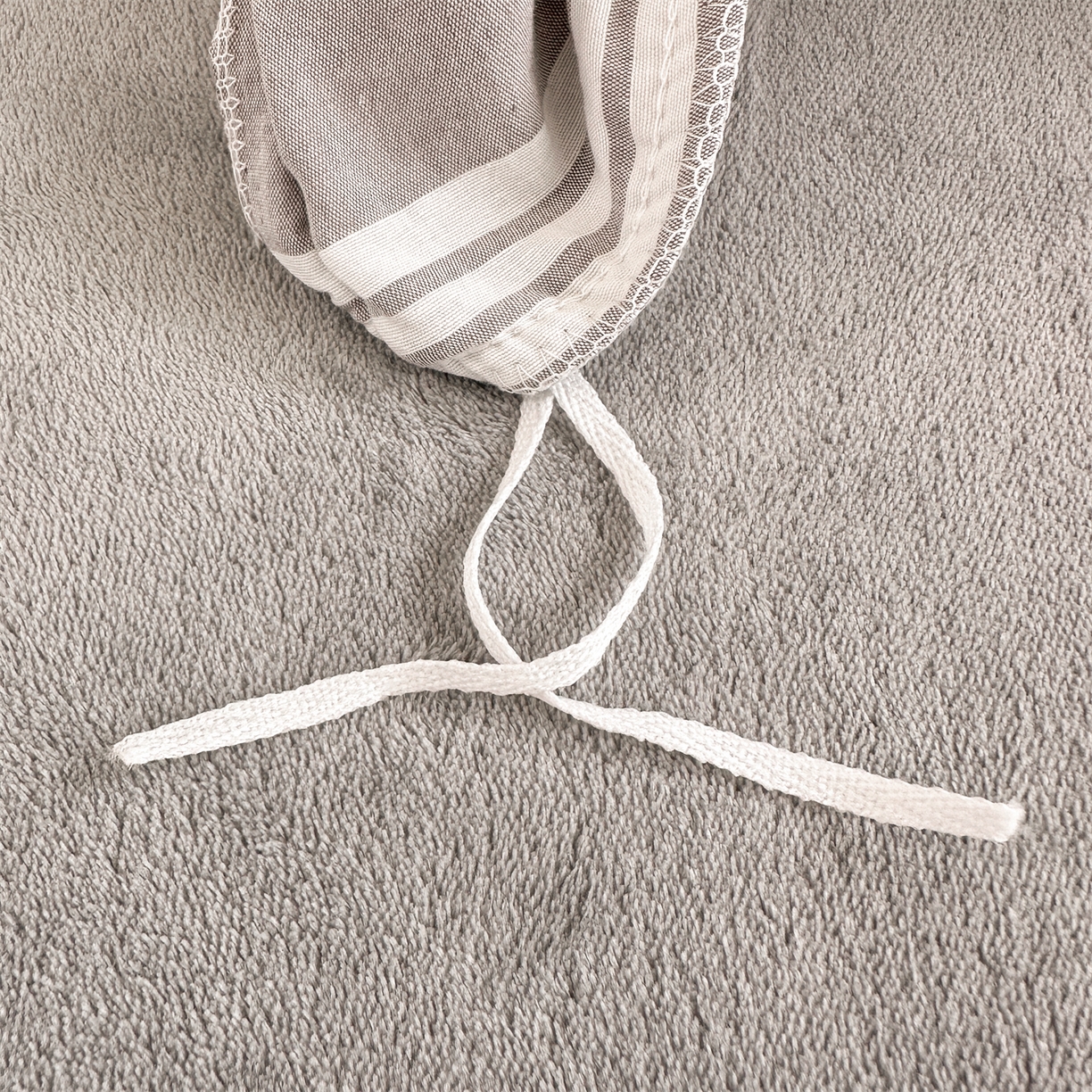 91家纺网 家纺一手货源 找家纺 灰鲸 2025新款A版全棉色织提花B版牛奶绒四件套系列 棉+绒-速写灰