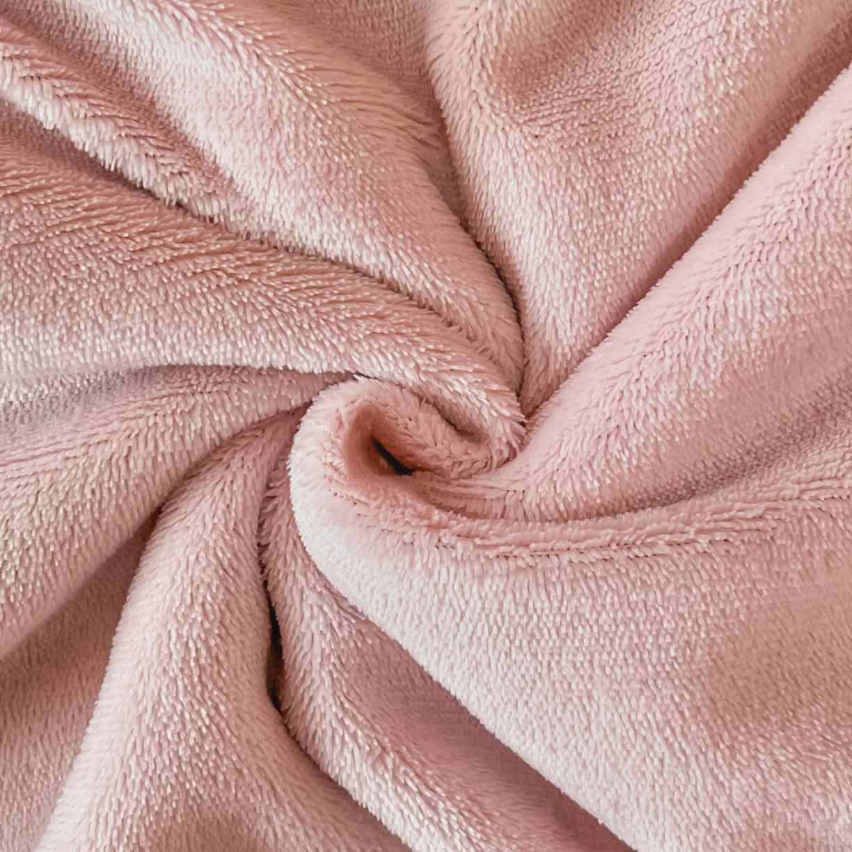 91家纺网 家纺一手货源 找家纺 博纳家纺 2025新款加厚牛奶绒雕花刺绣四件套-繁花倾心 繁花倾心-粉玉