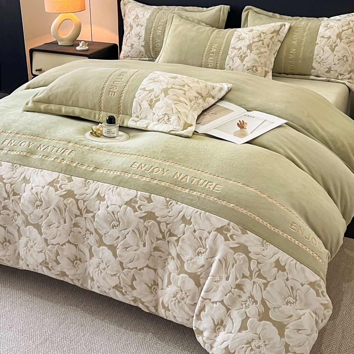 91家纺网 家纺一手货源 找家纺 博纳家纺 2025新款加厚牛奶绒雕花刺绣四件套-繁花倾心 繁花倾心-豆绿