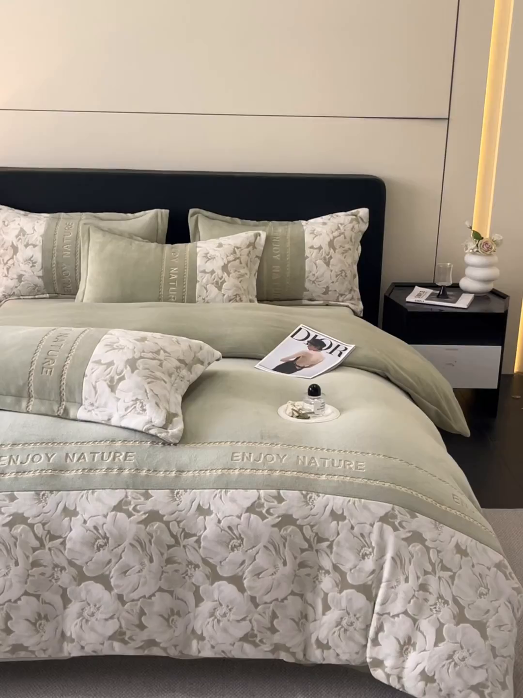 91家纺网 家纺一手货源 找家纺 博纳家纺 2025新款加厚牛奶绒雕花刺绣四件套-繁花倾心 繁花倾心-豆绿