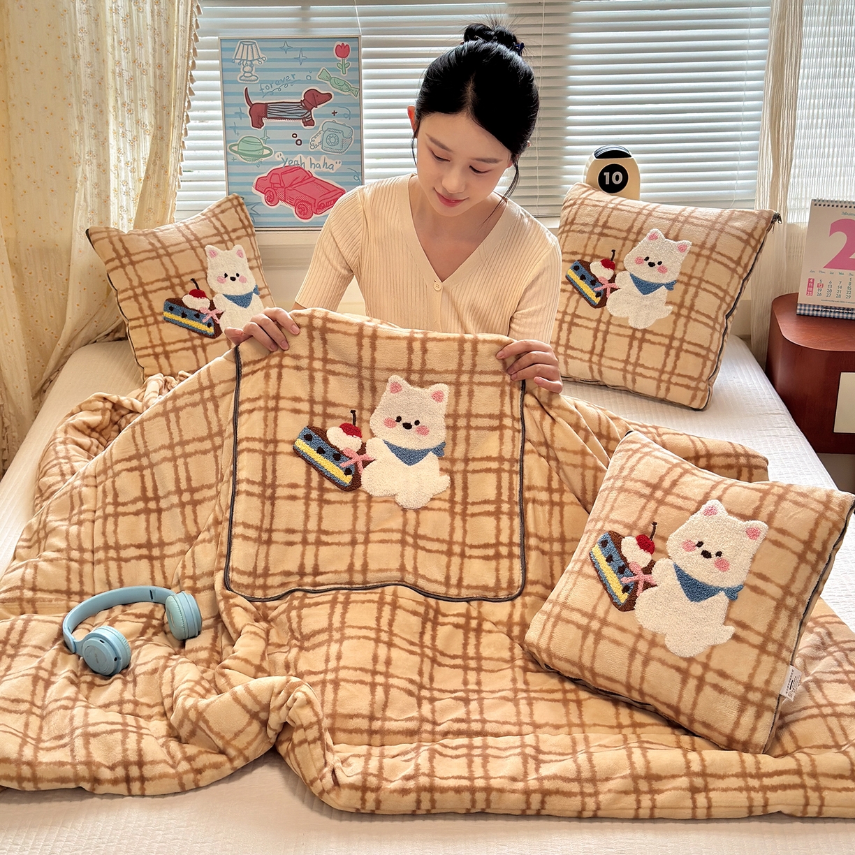 91家纺网 家纺一手货源 找家纺 （总）铭宣家居 2025新款牛奶绒毛巾绣软萌抱枕被