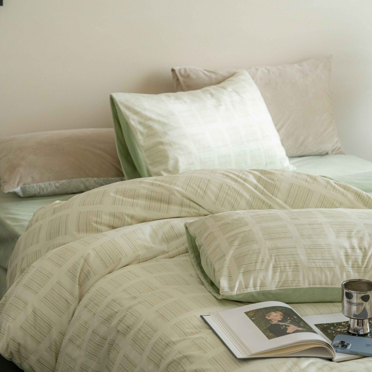 91家纺网 家纺一手货源 找家纺 ONE TWO ONE 121 2025新款轻奢新法式德芙绒宝宝绒婴儿绒短毛绒牛奶绒四件套床单被套-明日日记 明亮日记-米绿