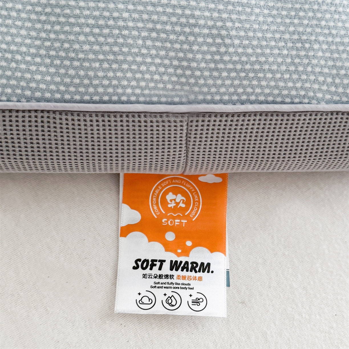 91家纺网 家纺一手货源 找家纺 麦肯锡  2025新款暖绒猫咪刺绣荞麦枕枕头枕芯 淡蓝