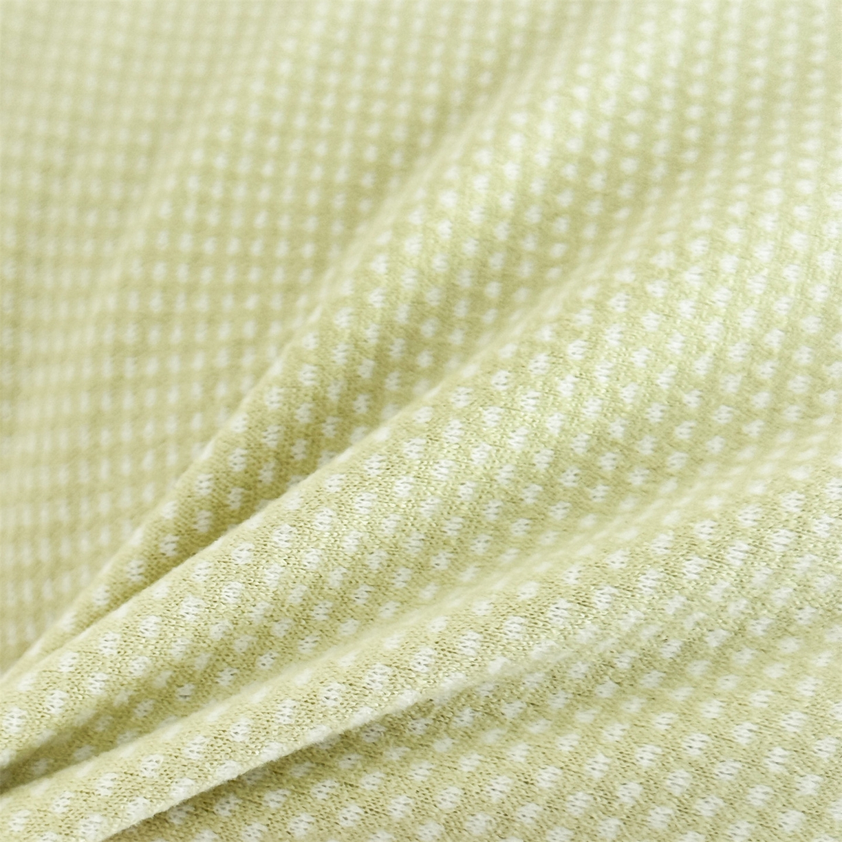 91家纺网 家纺一手货源 找家纺 麦肯锡  2025新款暖绒猫咪刺绣荞麦枕枕头枕芯 奶黄