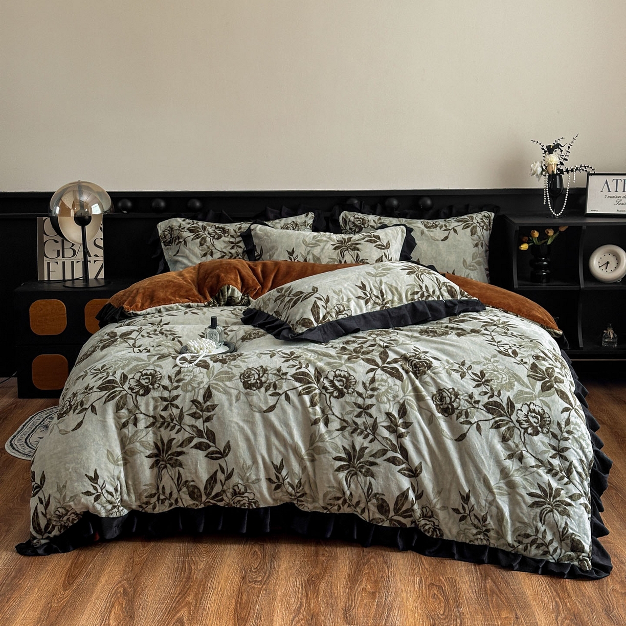 91家纺网 家纺一手货源 找家纺 （总）浩诚 2025新款高克重原创设计宇航员太空人牛奶绒大版卡通四件套