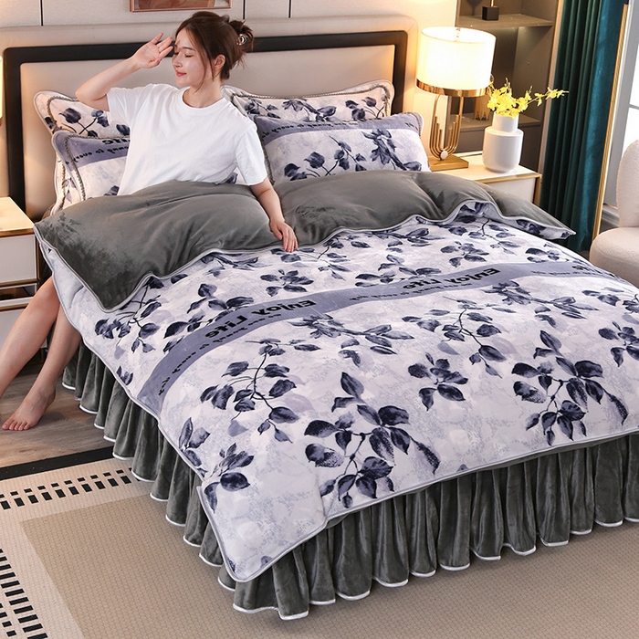 91家纺网 家纺一手货源 找家纺 （总）栩裕纺织 2025新款230高克重牛奶绒法莱绒印花四件套-直播热款8斤半