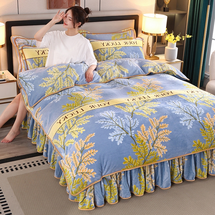 91家纺网 家纺一手货源 找家纺 （总）栩裕纺织 2025新款230高克重牛奶绒法莱绒印花四件套-直播热款8斤半