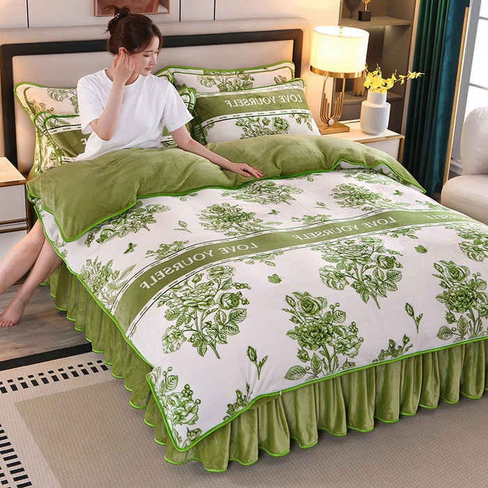 91家纺网 家纺一手货源 找家纺 （总）栩裕纺织 2025新款230高克重牛奶绒法莱绒印花四件套-直播热款8斤半