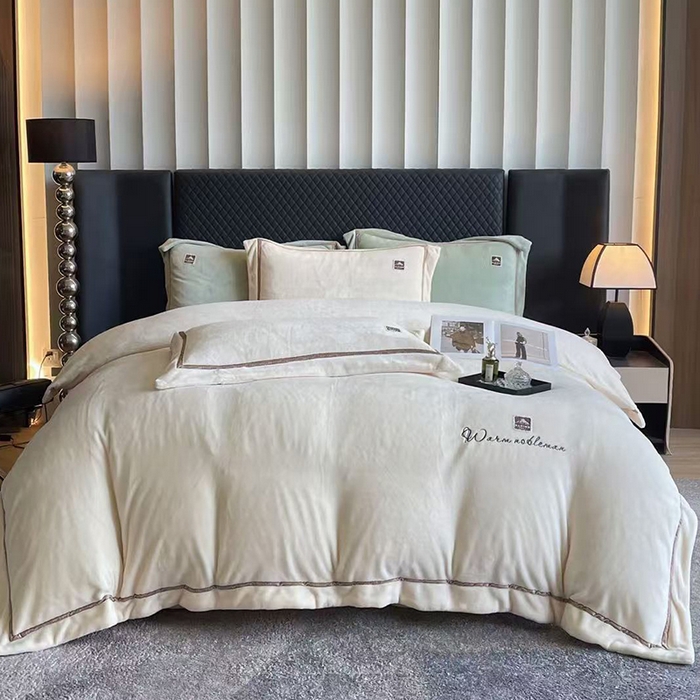 91家纺网 家纺一手货源 找家纺 （总）未来家居 2025新款工艺款绣花绒四件套-名品之光