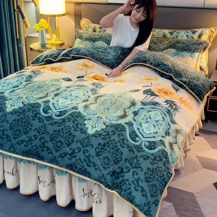 91家纺网 家纺一手货源 找家纺 栩裕纺织 2025新款230高克重牛奶绒法莱绒印花四件套-直播热款8斤半 素色花卉