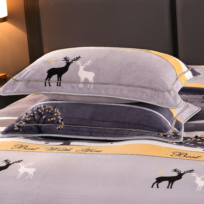 91家纺网 家纺一手货源 找家纺 栩裕纺织 2025新款230高克重牛奶绒法莱绒印花四件套-直播热款8斤半 悠然花语