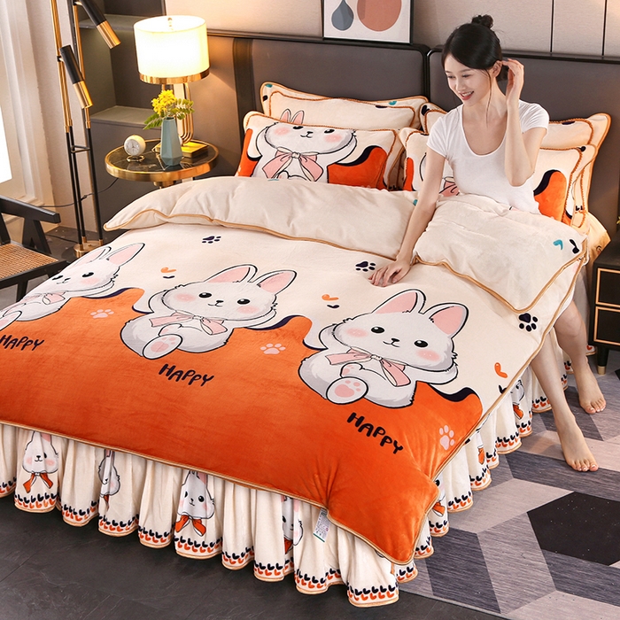 91家纺网 家纺一手货源 找家纺 栩裕纺织 2025新款230高克重牛奶绒法莱绒印花四件套-直播热款8斤半 秘密花园绿