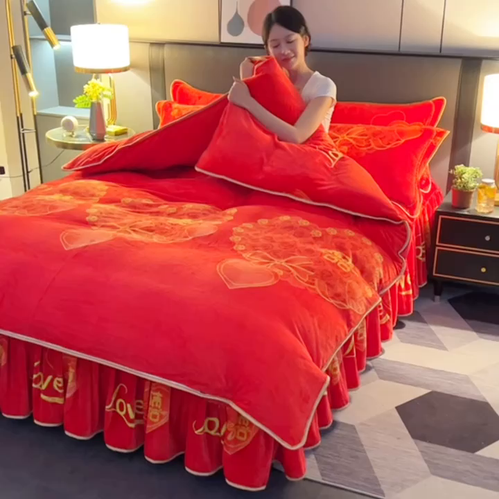 91家纺网 家纺一手货源 找家纺 栩裕纺织 2025新款230高克重牛奶绒法莱绒印花四件套-直播热款8斤半 北欧风情绿