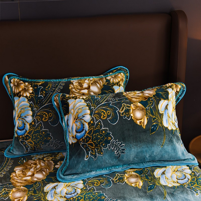 91家纺网 家纺一手货源 找家纺 栩裕纺织 2025新款230高克重牛奶绒法莱绒印花四件套-直播热款8斤半 花样情怀