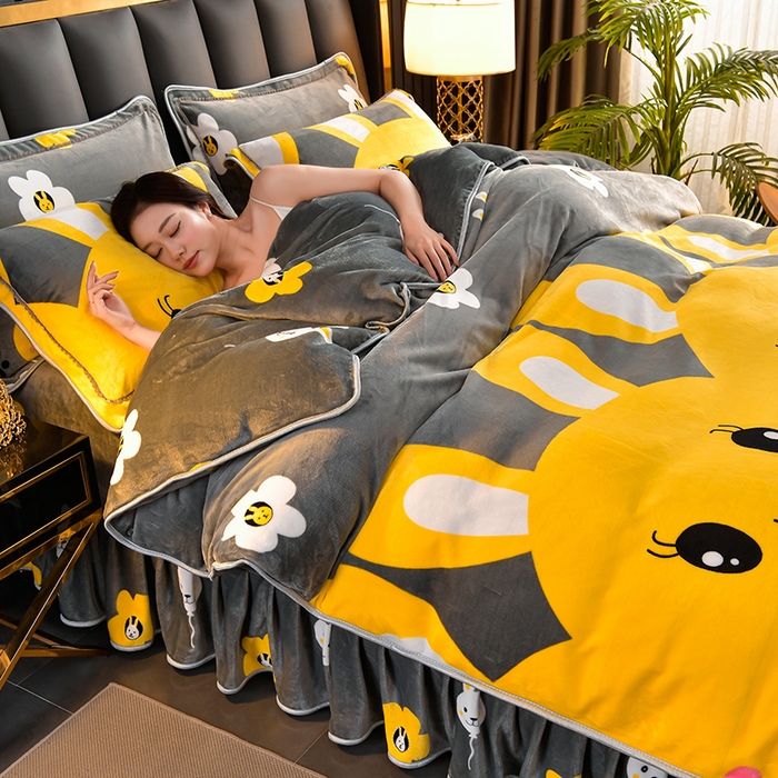 91家纺网 家纺一手货源 找家纺 栩裕纺织 2025新款230高克重牛奶绒法莱绒印花四件套-直播热款8斤半 萌兔