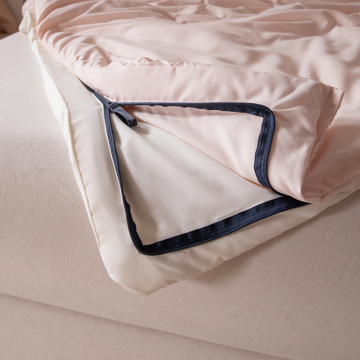 91家纺网 家纺一手货源 找家纺 （总）大红帽家纺 2025新款亲肤柔软舒适四季被子被芯