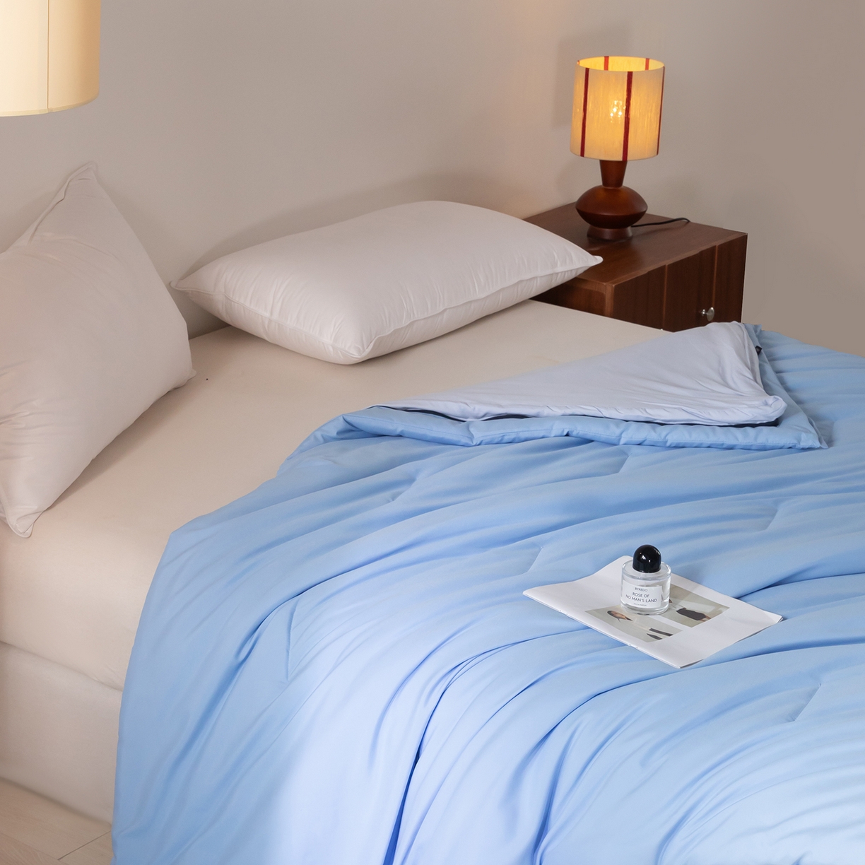 91家纺网 家纺一手货源 找家纺 大红帽家纺 2025新款亲肤柔软舒适四季被子被芯 浅蓝