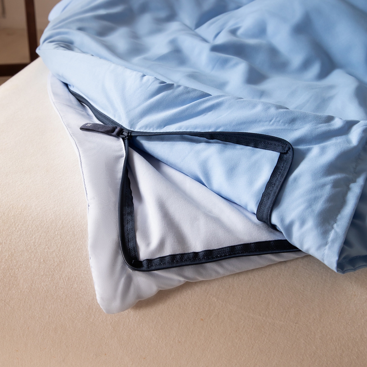 91家纺网 家纺一手货源 找家纺 大红帽家纺 2025新款亲肤柔软舒适四季被子被芯 浅蓝