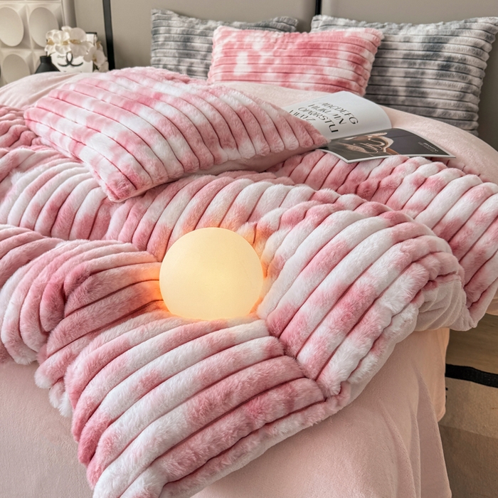 91家纺网 家纺一手货源 找家纺 蓝极人 2025新款A类抽条兔绒兔毛绒兔兔绒四件套 渐变彩泡泡-粉