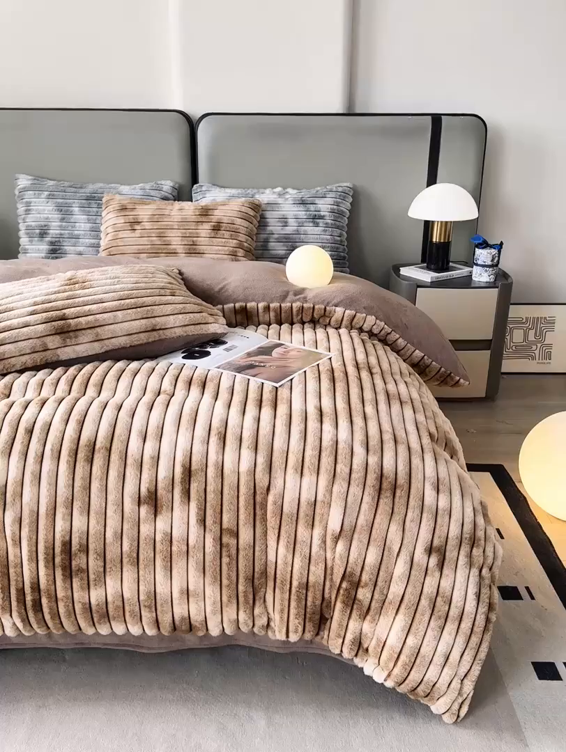 91家纺网 家纺一手货源 找家纺 蓝极人 2025新款A类抽条兔绒兔毛绒兔兔绒四件套 渐变彩泡泡-咖