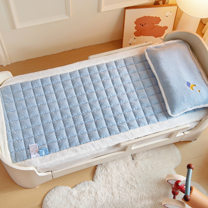 91家纺网 家纺一手货源 找家纺 御棉坊 2025新款A类艾尼绒手包边暖绒床垫 艾尼绒蓝