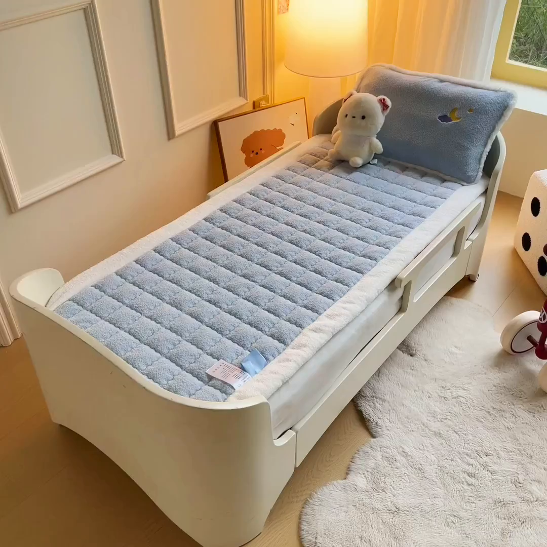 91家纺网 家纺一手货源 找家纺 御棉坊 2025新款A类艾尼绒手包边暖绒床垫 艾尼绒蓝