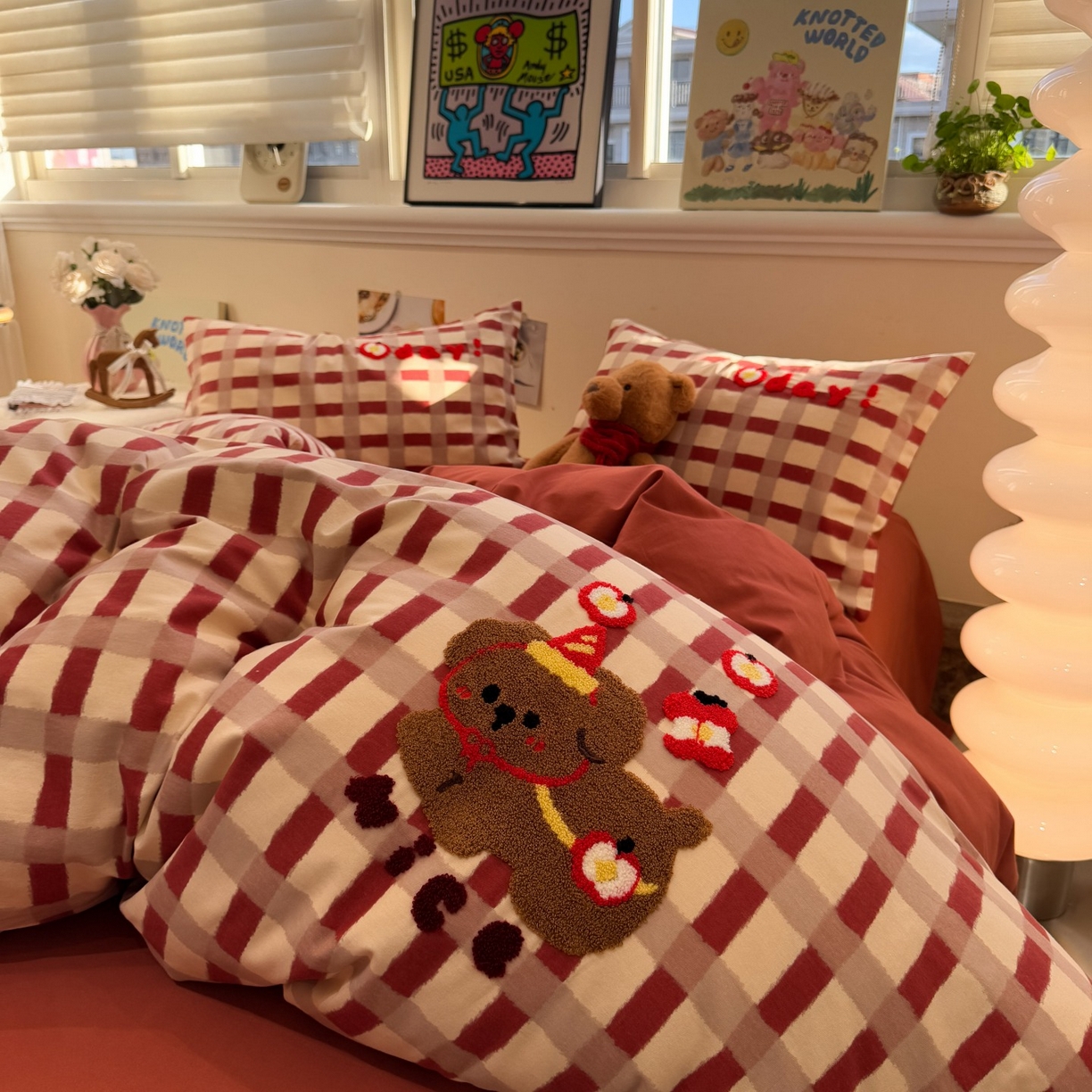 91家纺网 家纺一手货源 找家纺 觅糖家纺 2025新款全棉磨毛原创毛巾绣系列四件套 快乐小狗