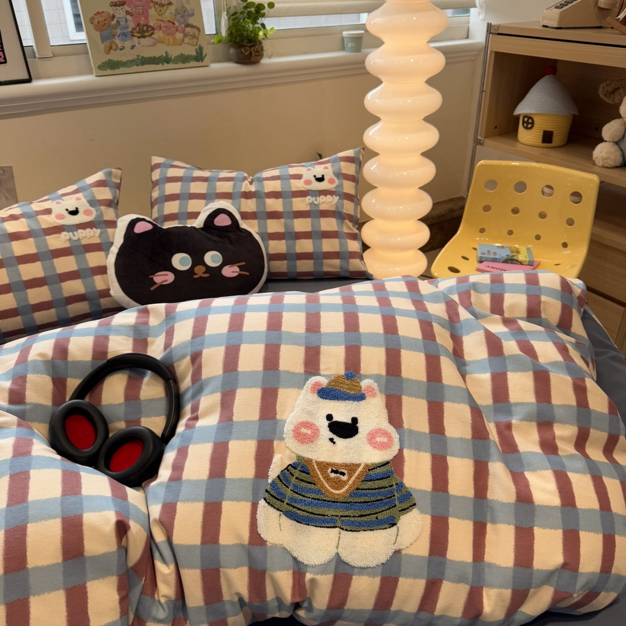 91家纺网 家纺一手货源 找家纺 觅糖家纺 2025新款全棉磨毛原创毛巾绣系列四件套 蓝格西高地