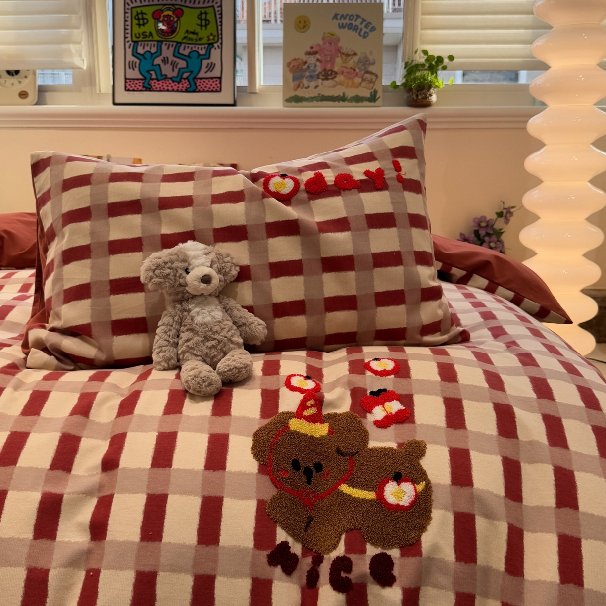 91家纺网 家纺一手货源 找家纺 觅糖家纺 2025新款全棉磨毛原创毛巾绣系列四件套 快乐小狗