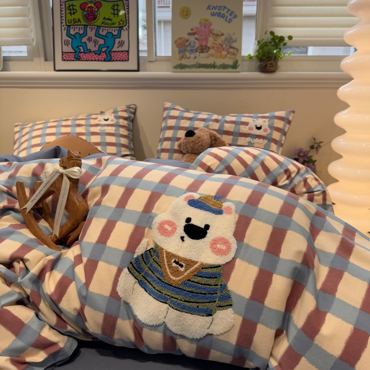 91家纺网 家纺一手货源 找家纺 觅糖家纺 2025新款全棉磨毛原创毛巾绣系列四件套 蓝格西高地