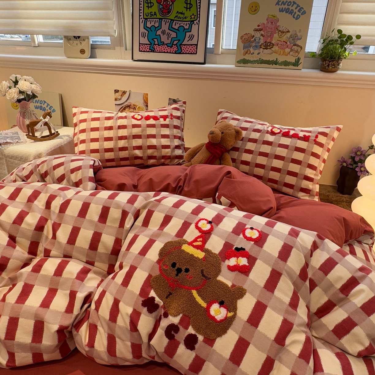 91家纺网 家纺一手货源 找家纺 觅糖家纺 2025新款全棉磨毛原创毛巾绣系列四件套 快乐小狗