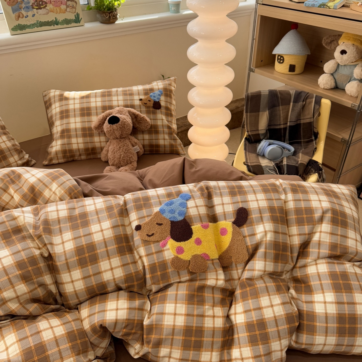 91家纺网 家纺一手货源 找家纺 觅糖家纺 2025新款全棉磨毛原创毛巾绣系列四件套 腊肠狗狗