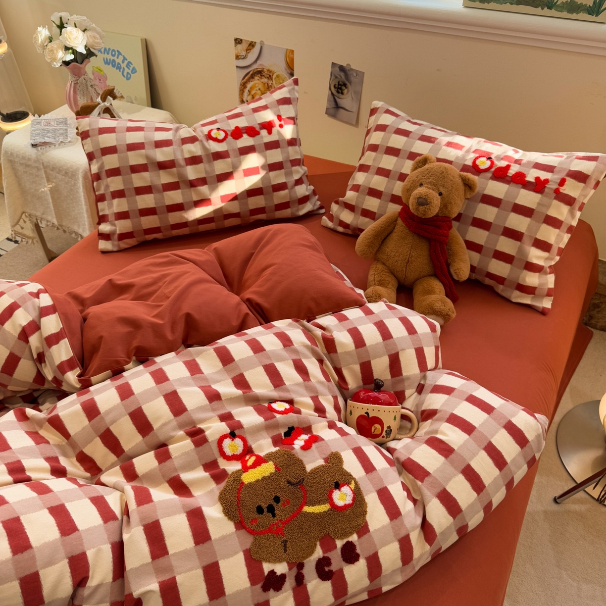 91家纺网 家纺一手货源 找家纺 觅糖家纺 2025新款全棉磨毛原创毛巾绣系列四件套 快乐小狗