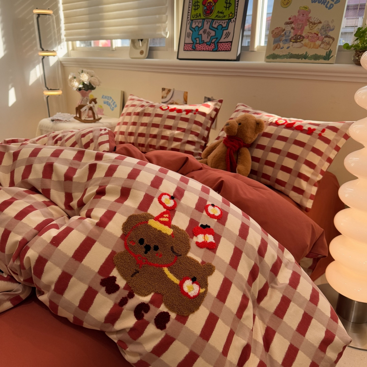 91家纺网 家纺一手货源 找家纺 觅糖家纺 2025新款全棉磨毛原创毛巾绣系列四件套 快乐小狗