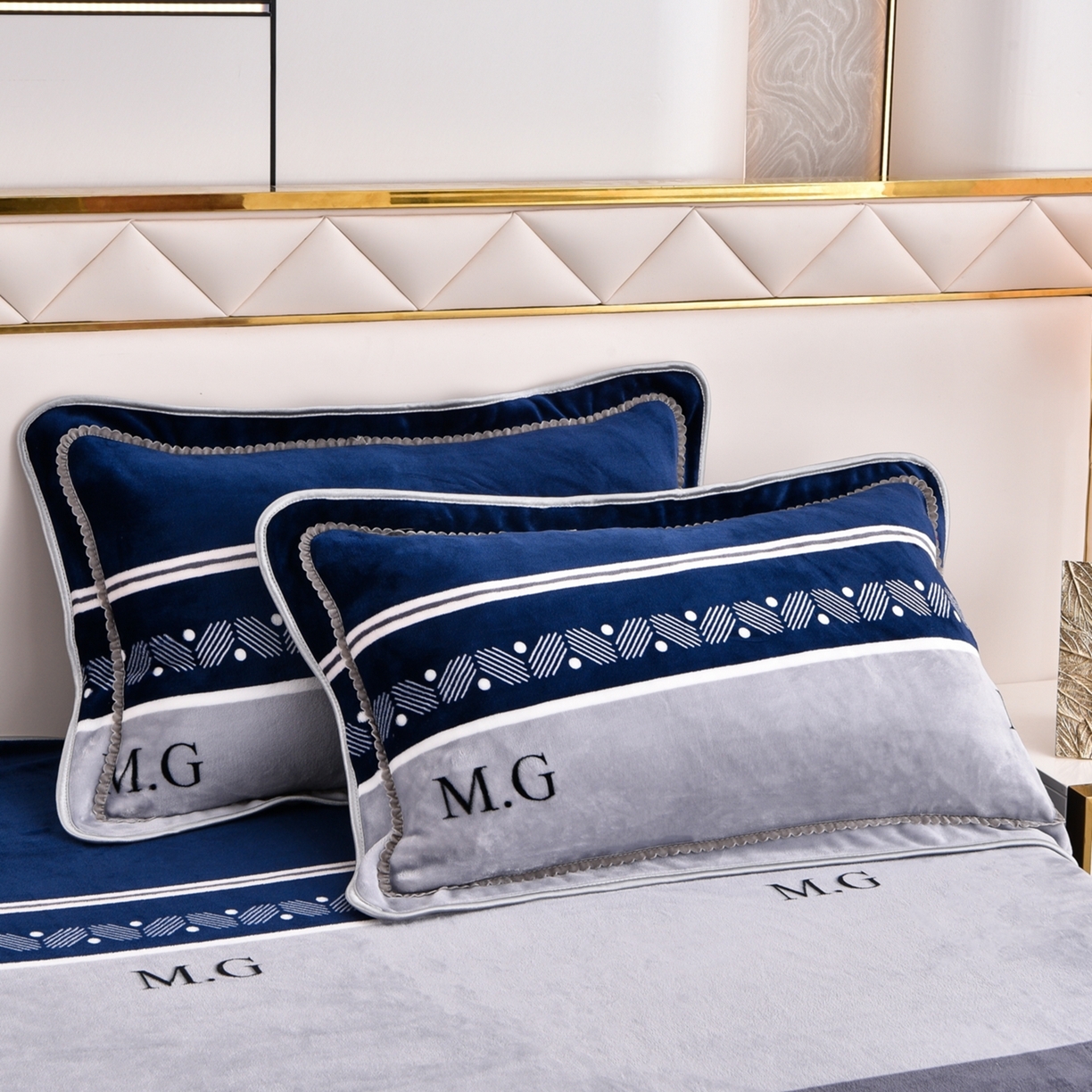 91家纺网 家纺一手货源 找家纺 （总）启扬 2025直播爆款新款8.5斤加厚高克重牛奶绒四件套床裙款法莱绒宝宝绒金貂绒