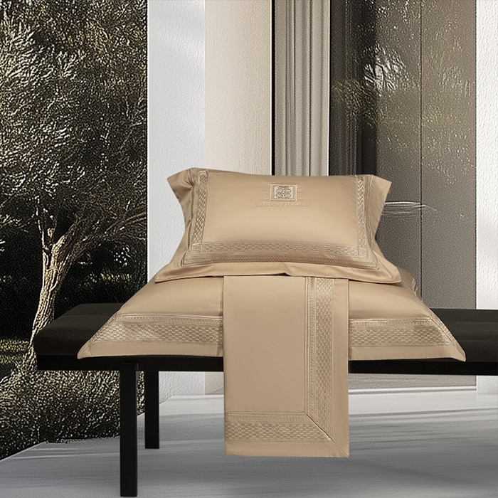 91家纺网 家纺一手货源 找家纺 诗黛尔 2025秋冬新款长绒棉刺绣四件套-罗意威系列 卡其色