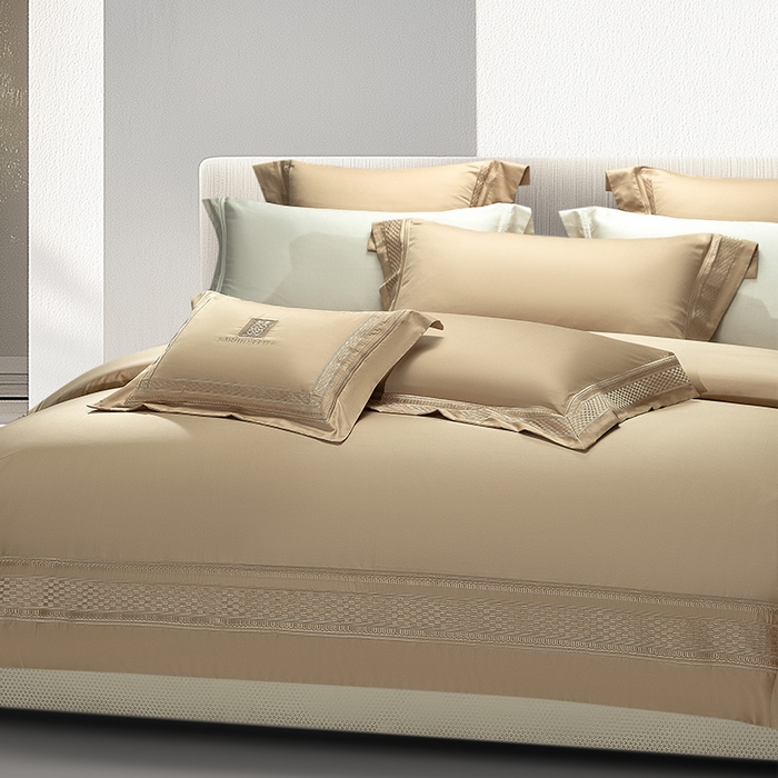 91家纺网 家纺一手货源 找家纺 诗黛尔 2025秋冬新款长绒棉刺绣四件套-罗意威系列 卡其色