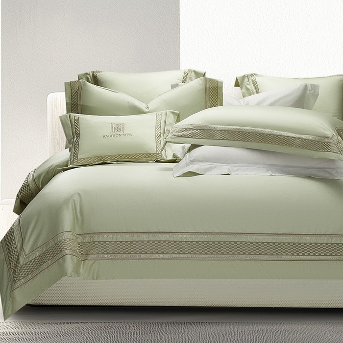 91家纺网 家纺一手货源 找家纺 诗黛尔 2025秋冬新款长绒棉刺绣四件套-罗意威系列 油果绿