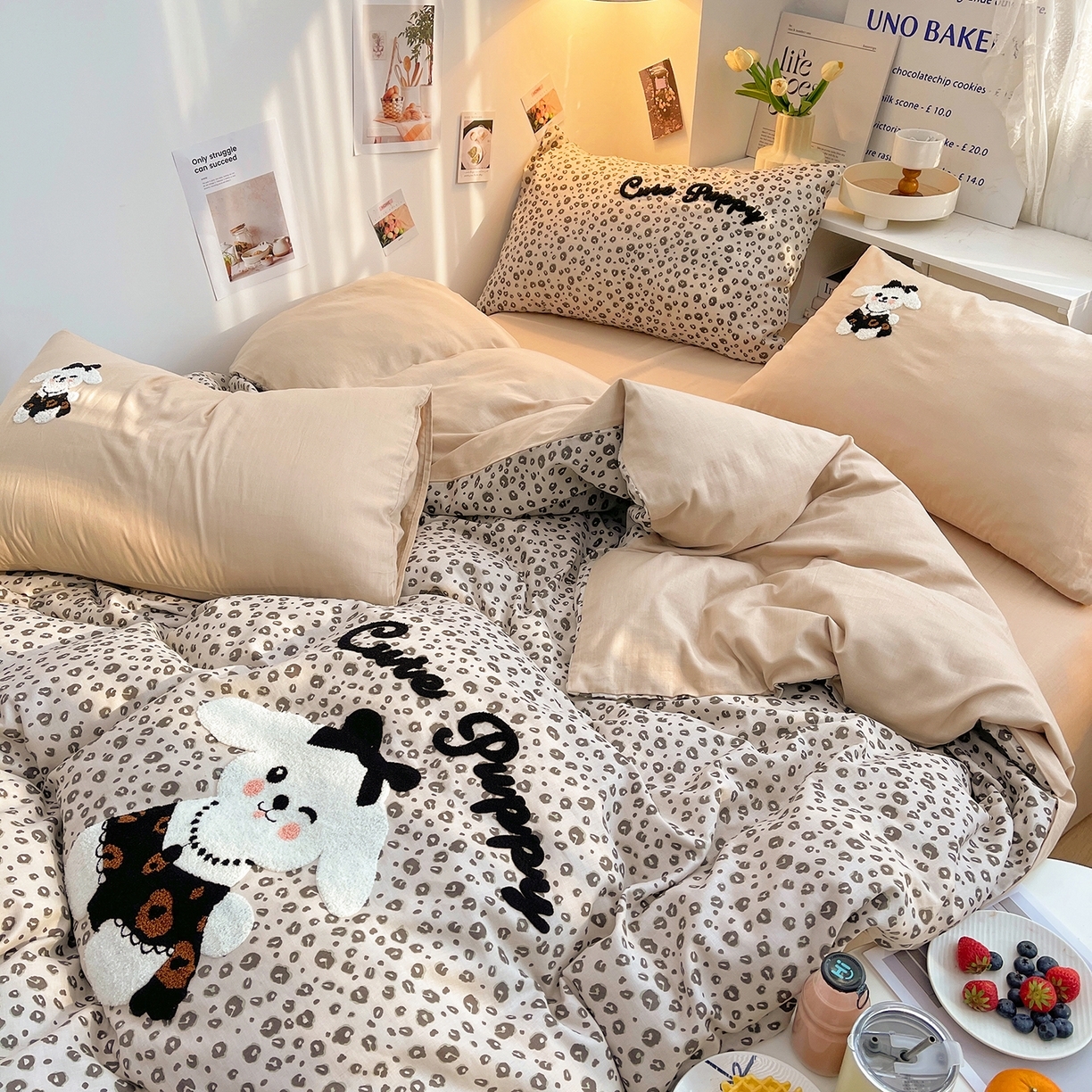 91家纺网 家纺一手货源 找家纺 [91家纺网精选] 2025春夏新款双层纱卡通毛巾绣四件套